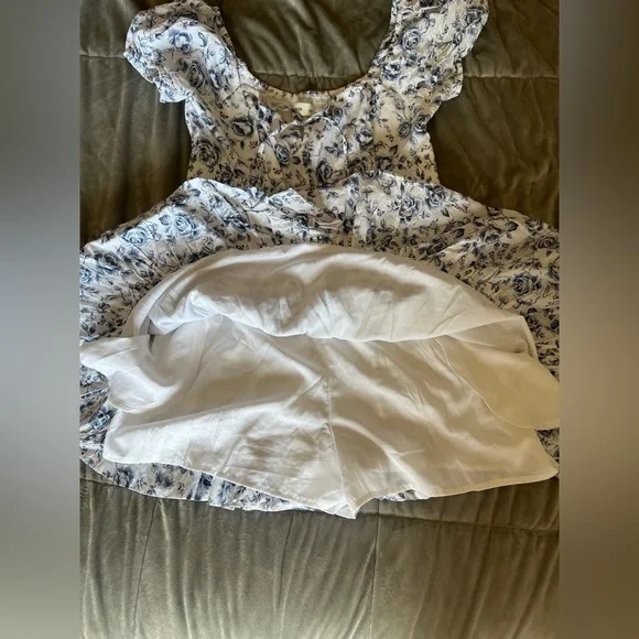 Hollister Sofia Drop-Waist Bubble Skort Dress White & Blue Floral Large - Picture 10 of 11